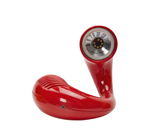 Handgelenk-Radio "Toot-a-Loop" R-72, Design J. F. Wilmin, 1969, Spritzguss, Polystyrol, Produktion National Panasonic, Japan, H: 7 cm, ⌀ 15,5 cm
