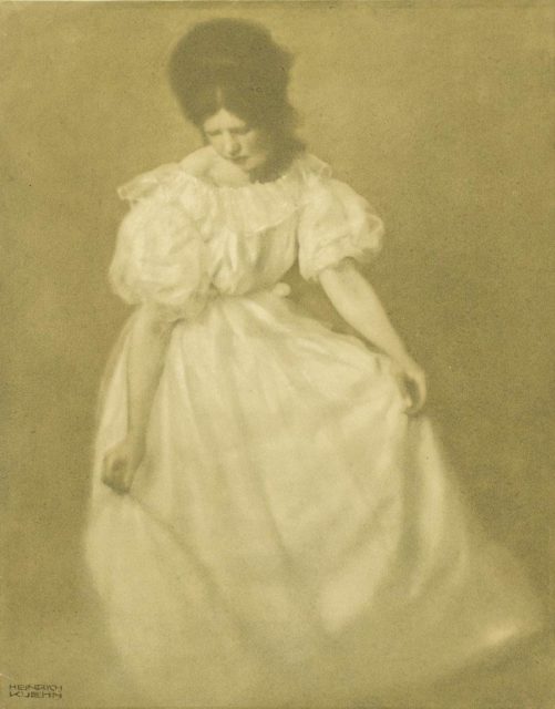 Heinrich Kühn, Miss Mary Warner, um 1910, Gummigravüre,